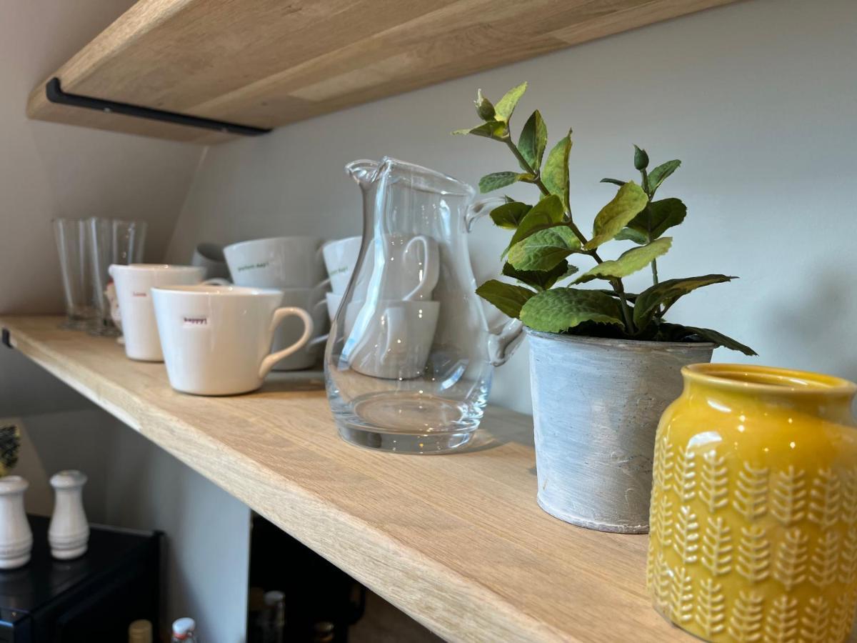 Pear Tree Loft Apartman Lacock Kültér fotó